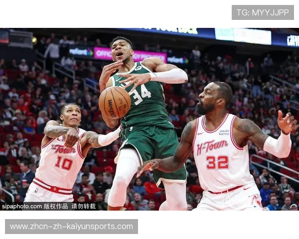 字母哥暴走48分！禁区像是他家后院